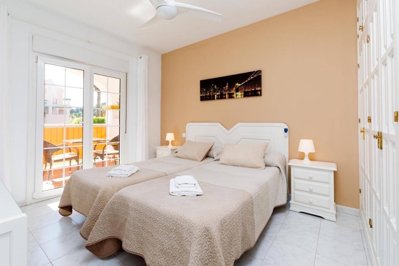 At Almoraide Rooms Suites (Adults Only) Нерха Экстерьер фото
