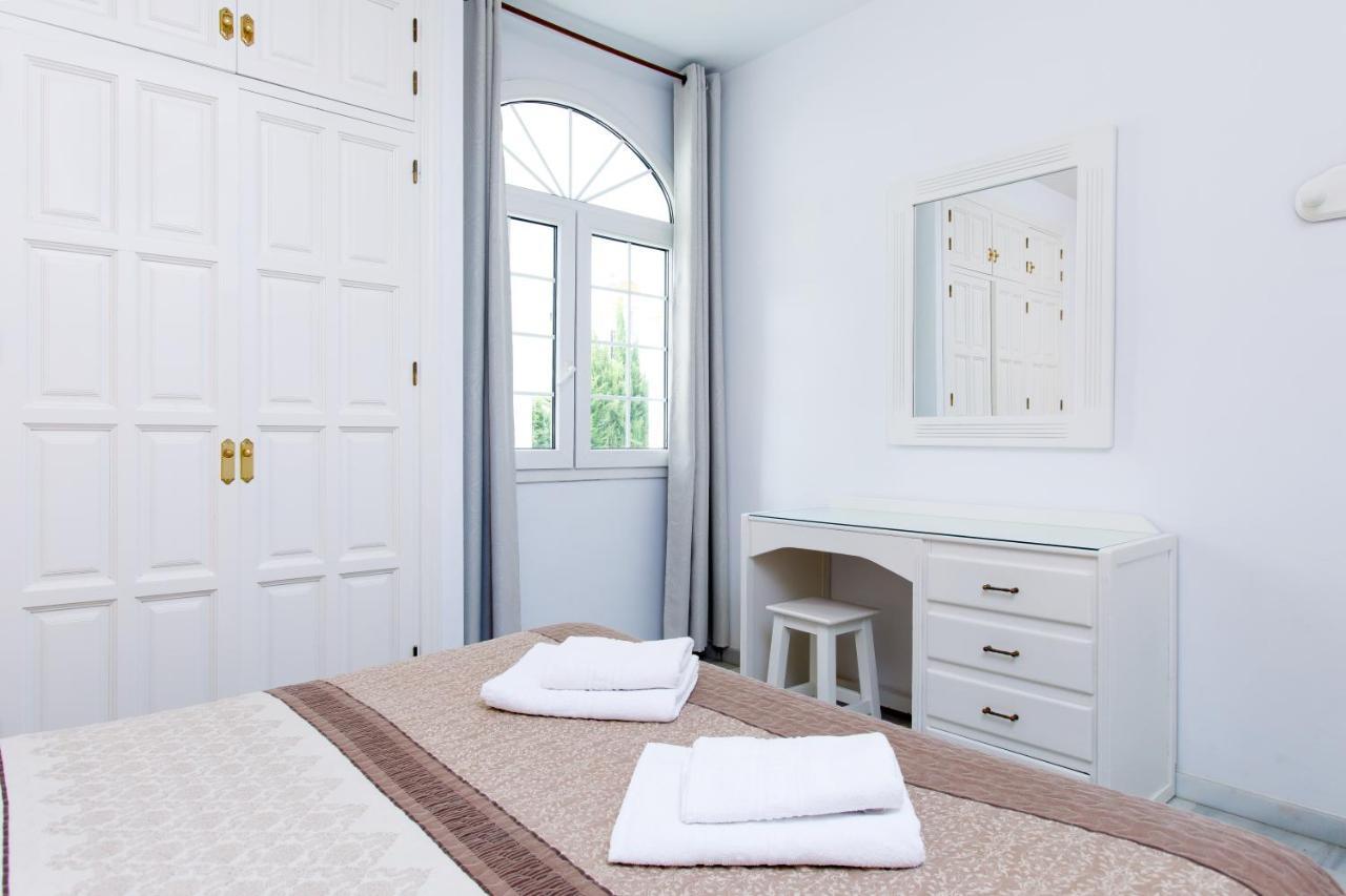 At Almoraide Rooms Suites (Adults Only) Нерха Экстерьер фото