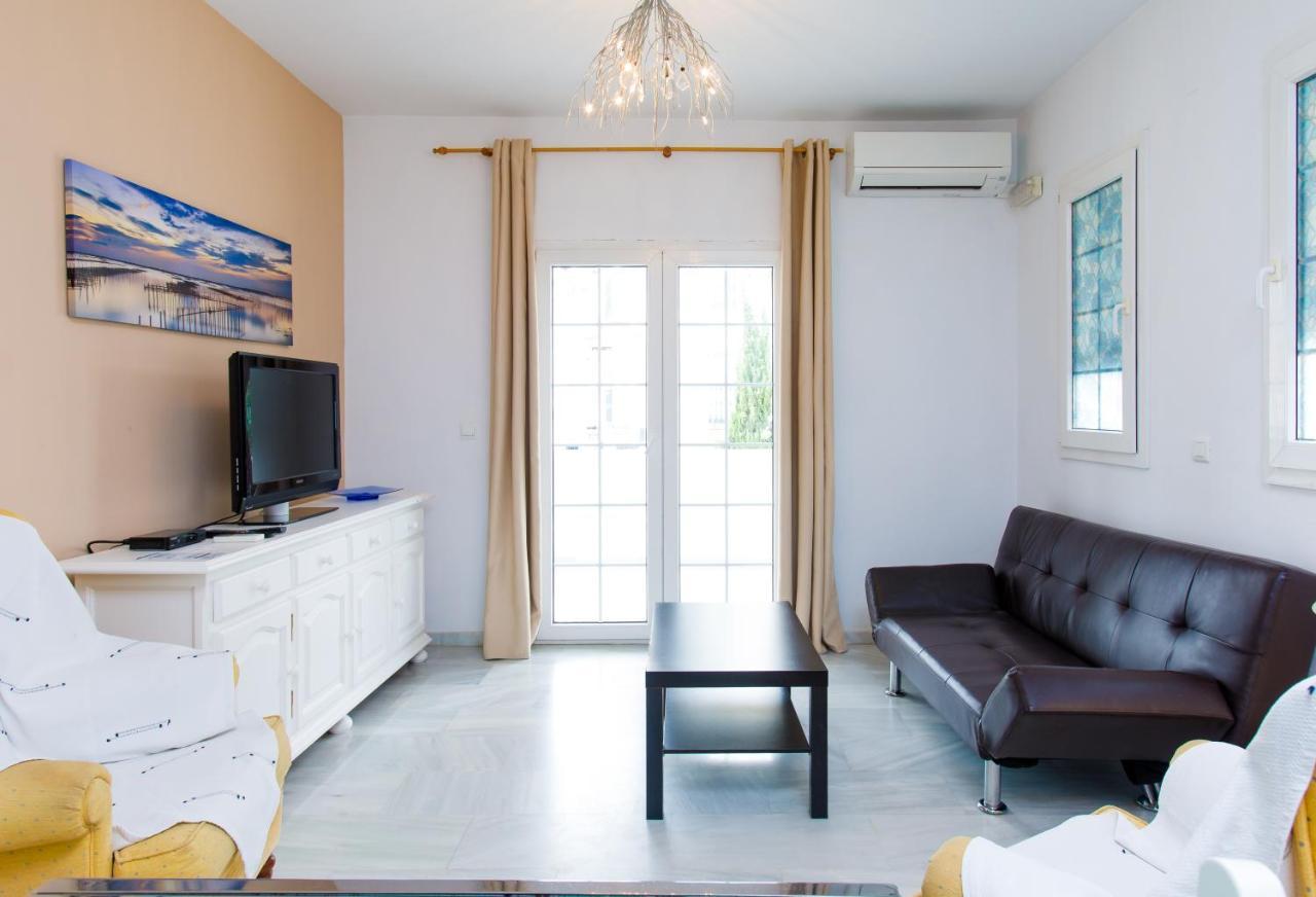 At Almoraide Rooms Suites (Adults Only) Нерха Экстерьер фото